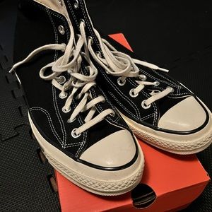 Black Converse Chuck 70